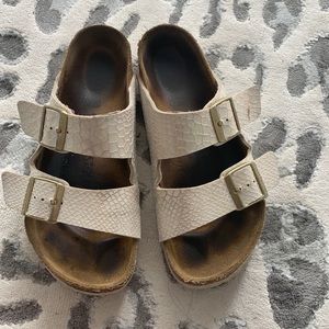 Snake skin print Birkenstocks